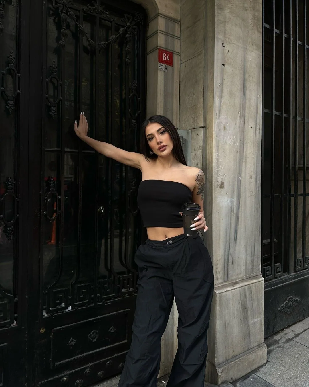 Straplez — model üzerinde, 1. fotoğraf