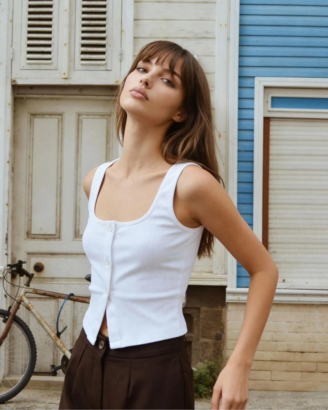 Kaşkorse 3 düğmeli atlet — model üzerinde, 1. fotoğraf