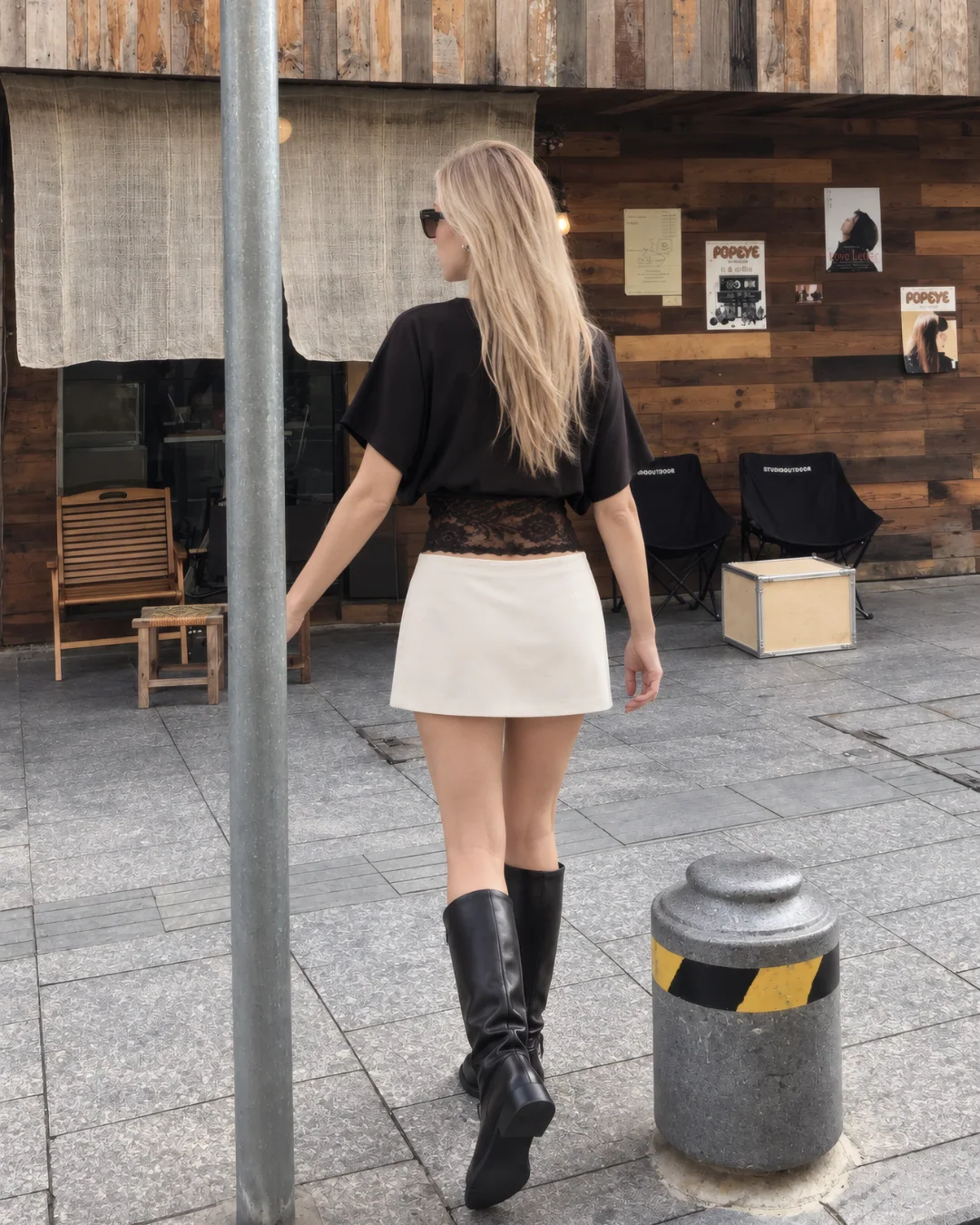Oys Beli Dantelli Yarasa Kol Sweatshirt — model üzerinde, 3. fotoğraf