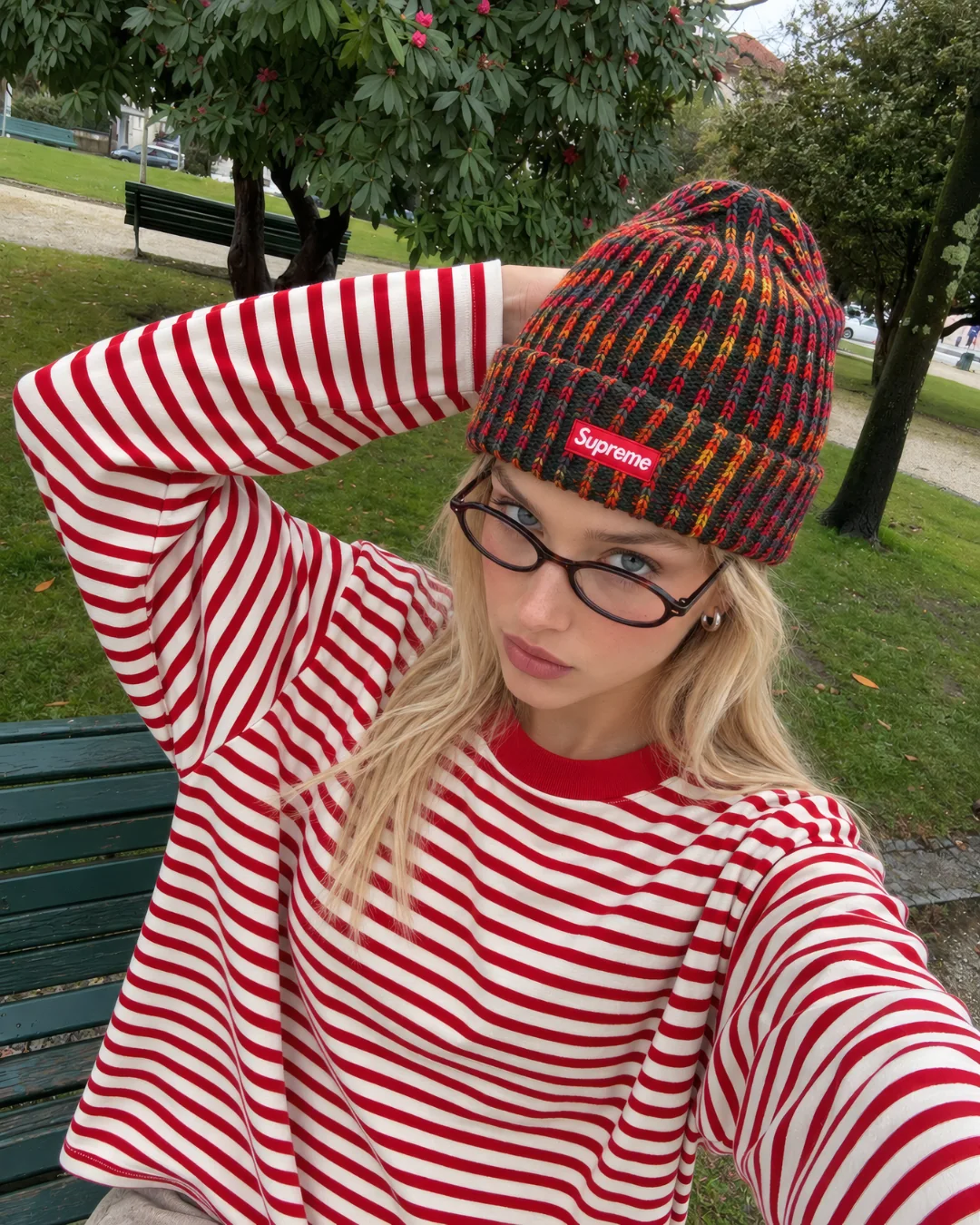 Çizgili Sweatshirt — model üzerinde, 17. fotoğraf