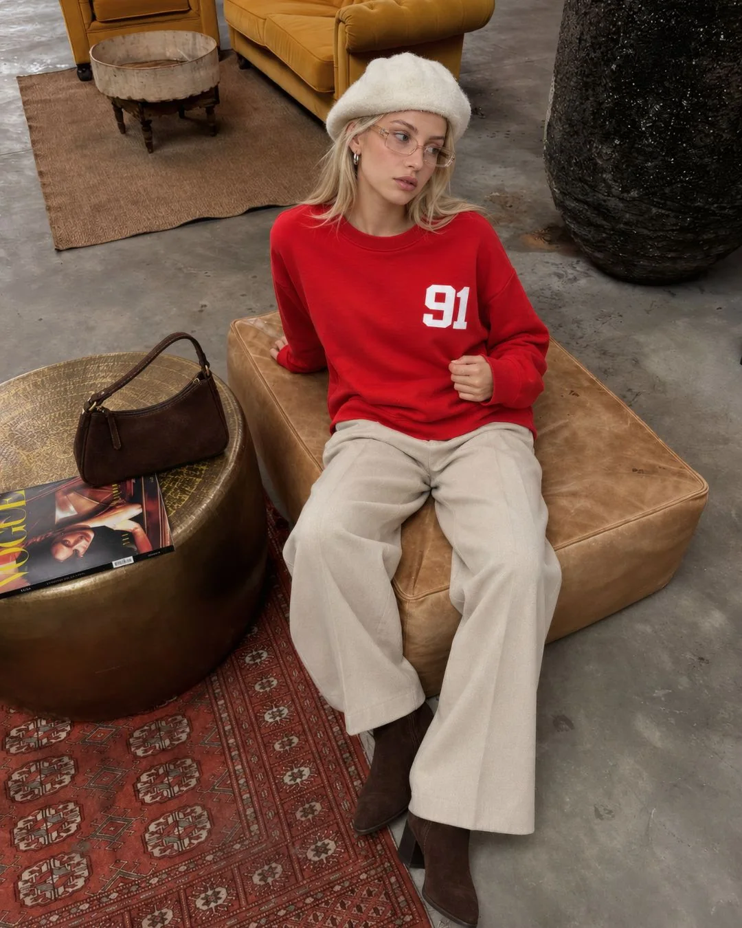 3 iplik ön arka baskılı 91 baskılı sweat — model üzerinde, 3. fotoğraf