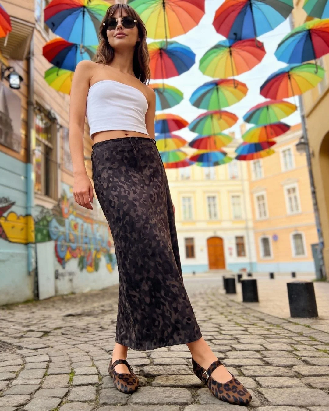 Jakarlı fermuarlı etek — model üzerinde, 3. fotoğraf