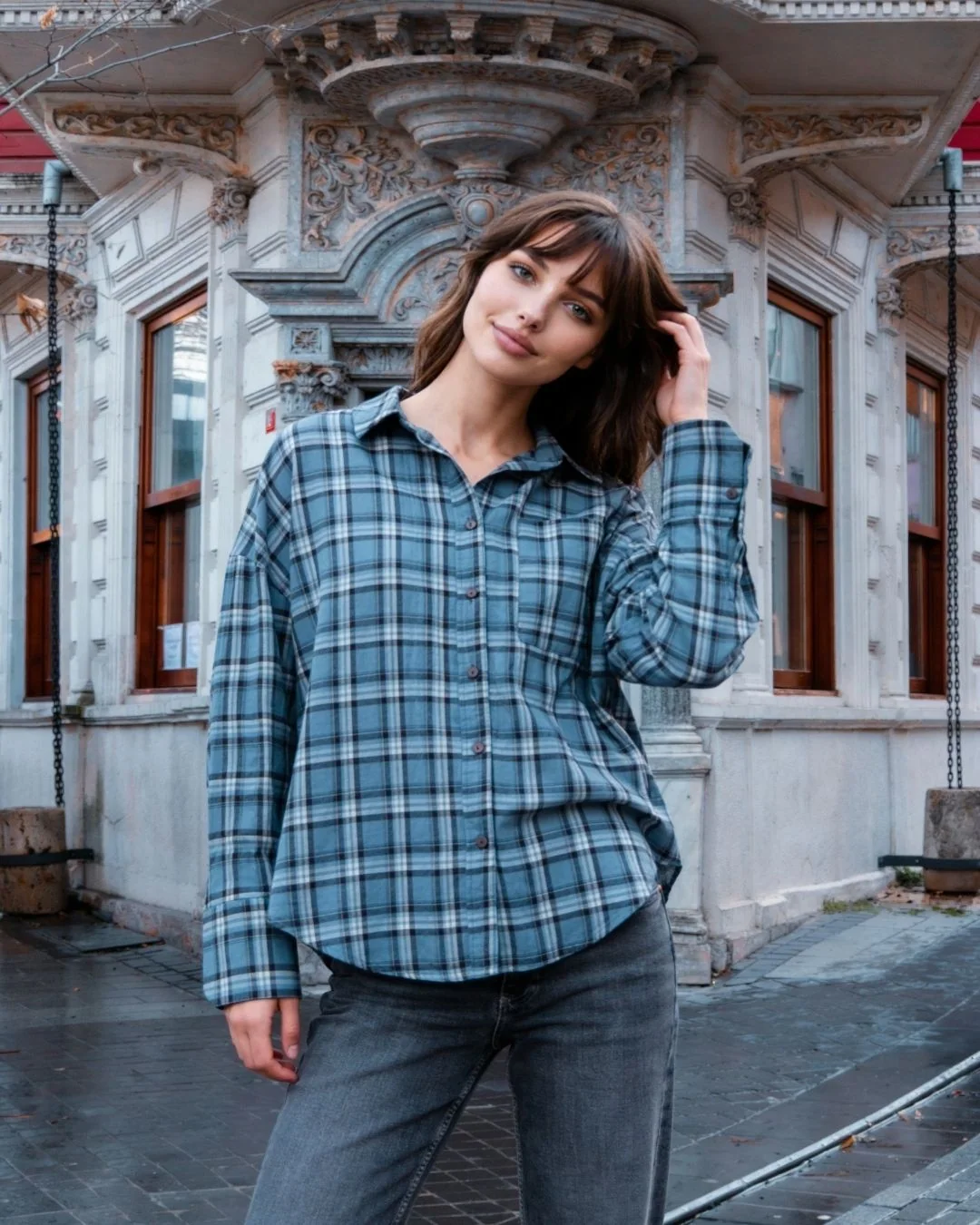 Çizgili kare gömlek — model üzerinde, 5. fotoğraf