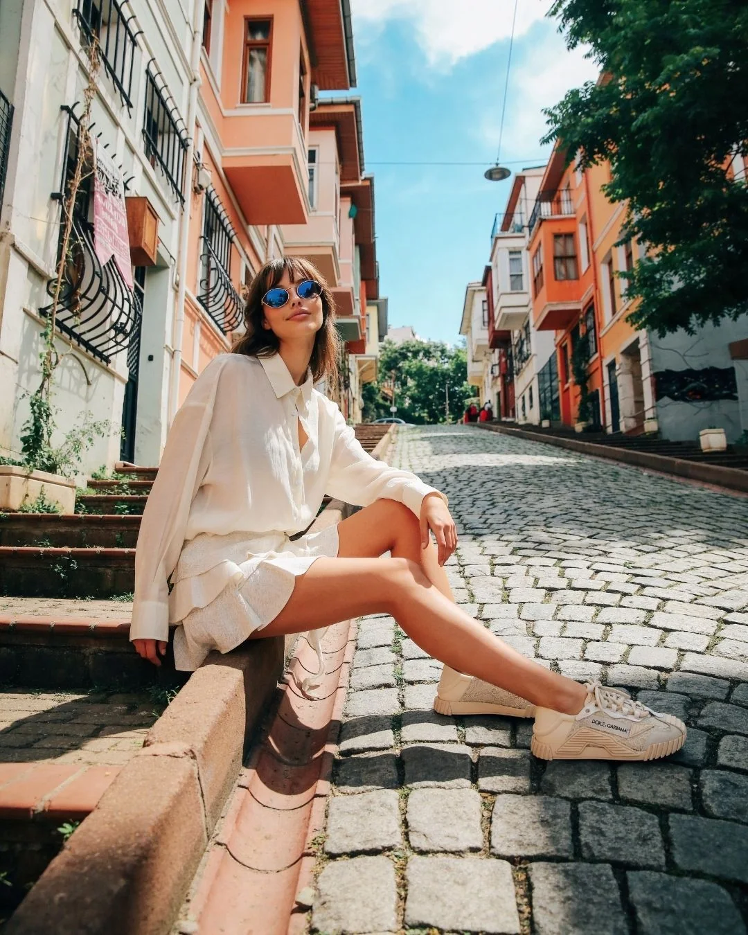 Vual oversize gömlek — model üzerinde, 2. fotoğraf